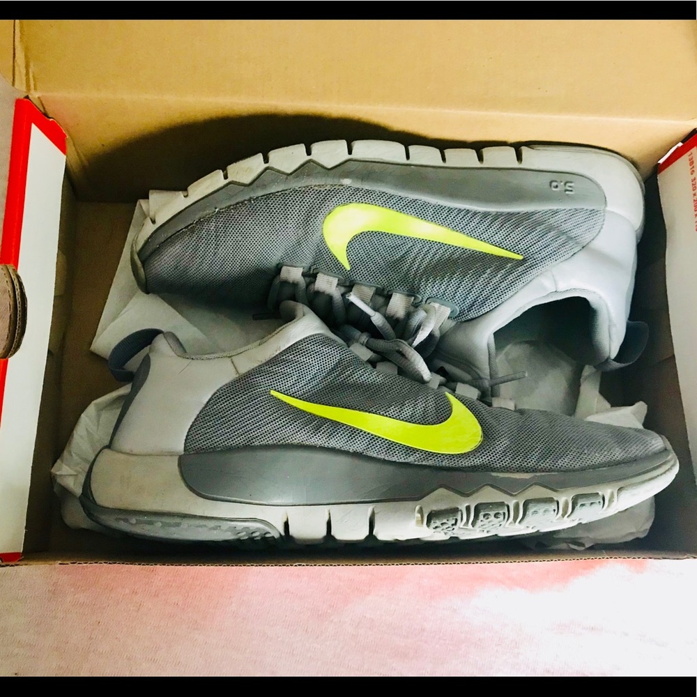 Nike Free Trainer 5.0 (V5) USED M8/W9.5 EUR 41
